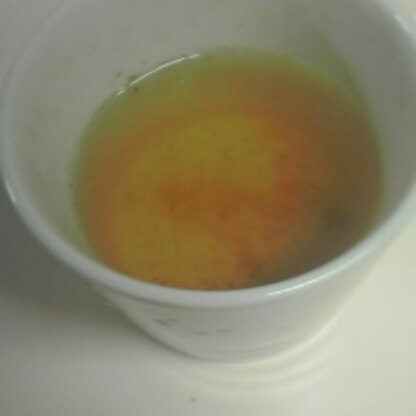 蜂蜜ジンジャー緑茶が似合う季節になってきたね～＾＾今肌寒いから飲みながらﾚﾎﾟしてるよ＾＾お風呂はまだよん❤